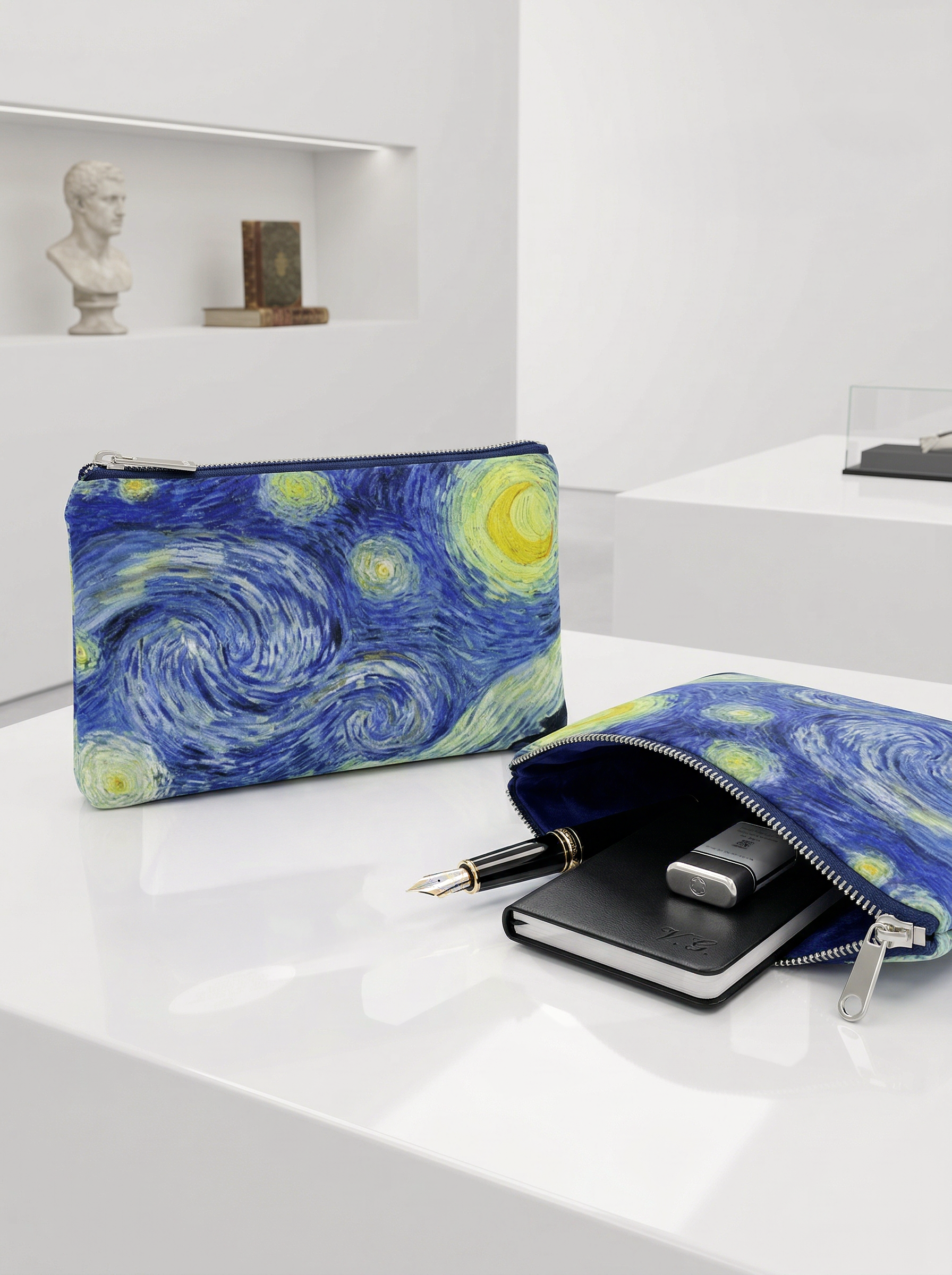 Cosmetic & Travel Bag Starry Night Vincent van Gogh – displayed in museum shop | ArtyGifts
