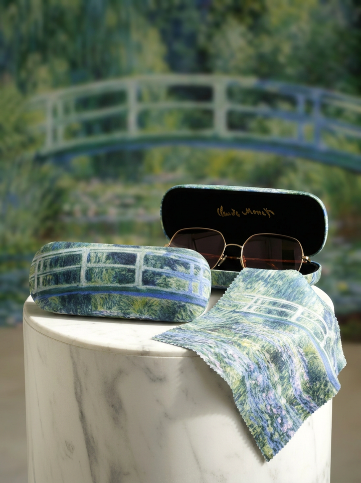 Eyewear Care Gift Set Japanese Bridge Claude Monet – spectacle case with microfiber cloth | ArtyGifts
