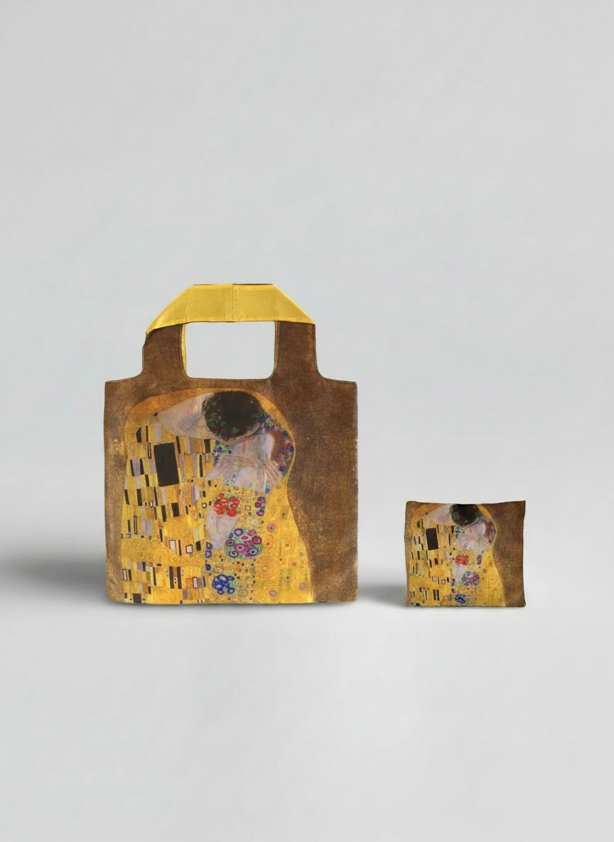 Foldable Shopper Bag The Kiss Gustav Klimt – waterproof foldable art bag | ArtyGifts
