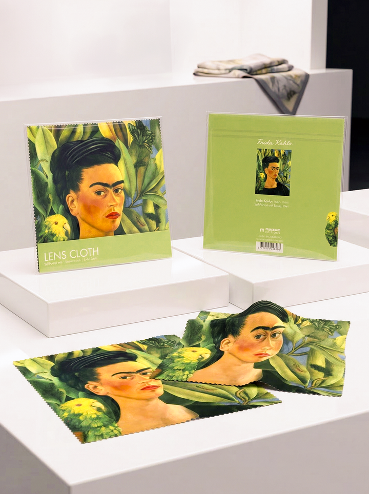Lens Cloth Set Self Portrait Frida Kahlo – displayed in museum shop | ArtyGifts
