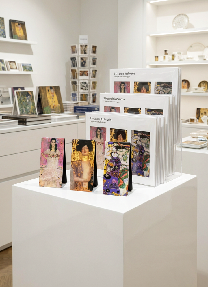 Magnetic Bookmark Set Masterpieces 2 Gustav Klimt – displayed in museum shop | ArtyGifts
