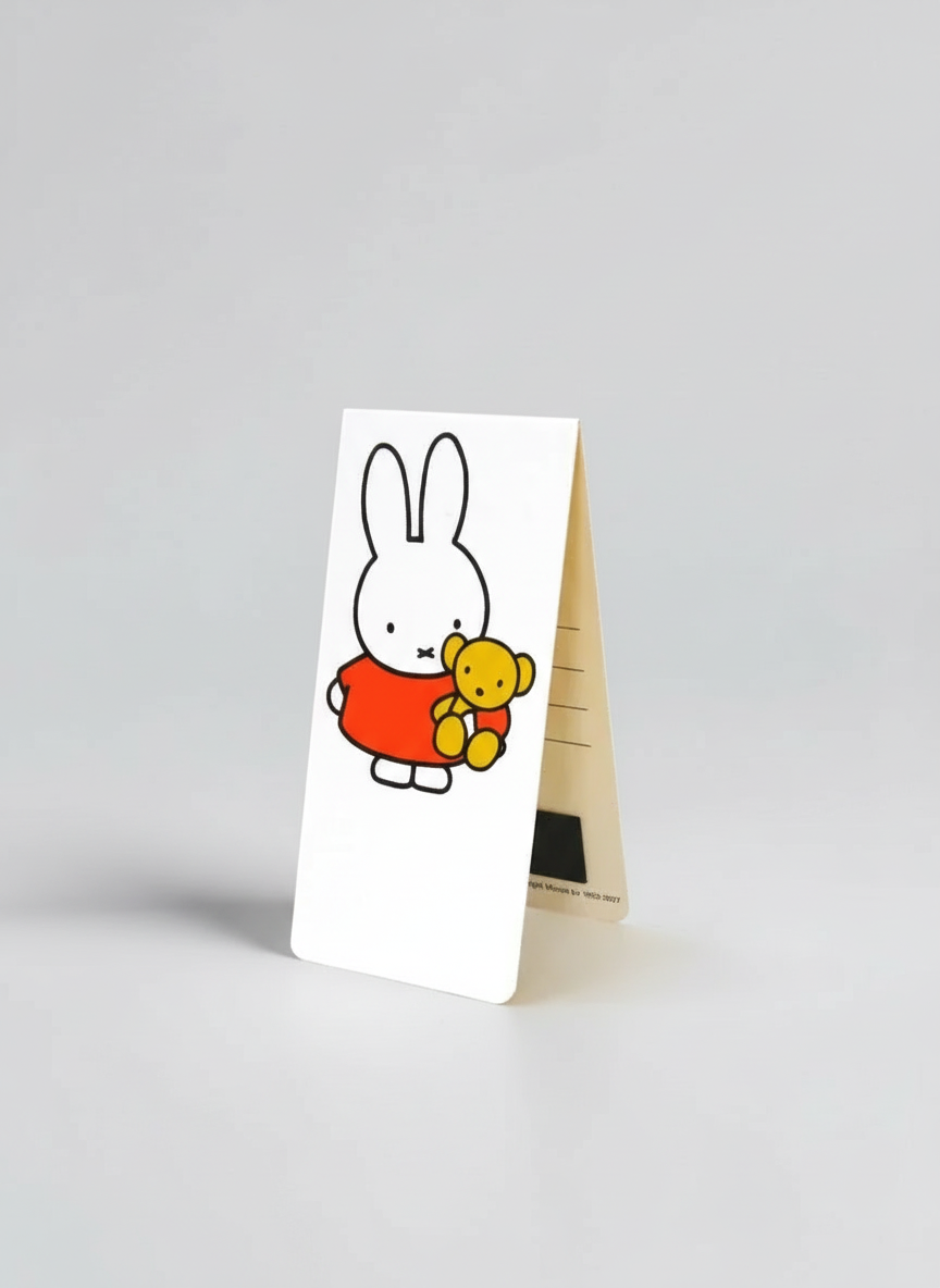 Magnetic Bookmark Set Nijntje Dick Bruna – art magnetic bookmark set detail shot | ArtyGifts
