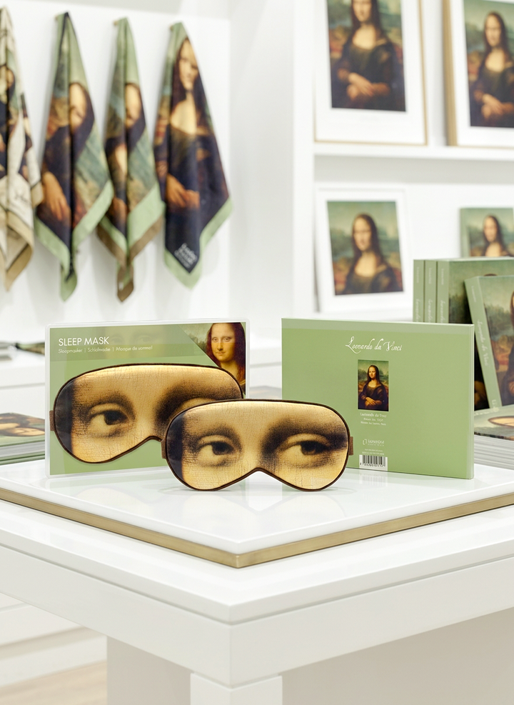 Sleep Mask Mona Lisa Leonardo da Vinci – displayed in museum shop | ArtyGifts
