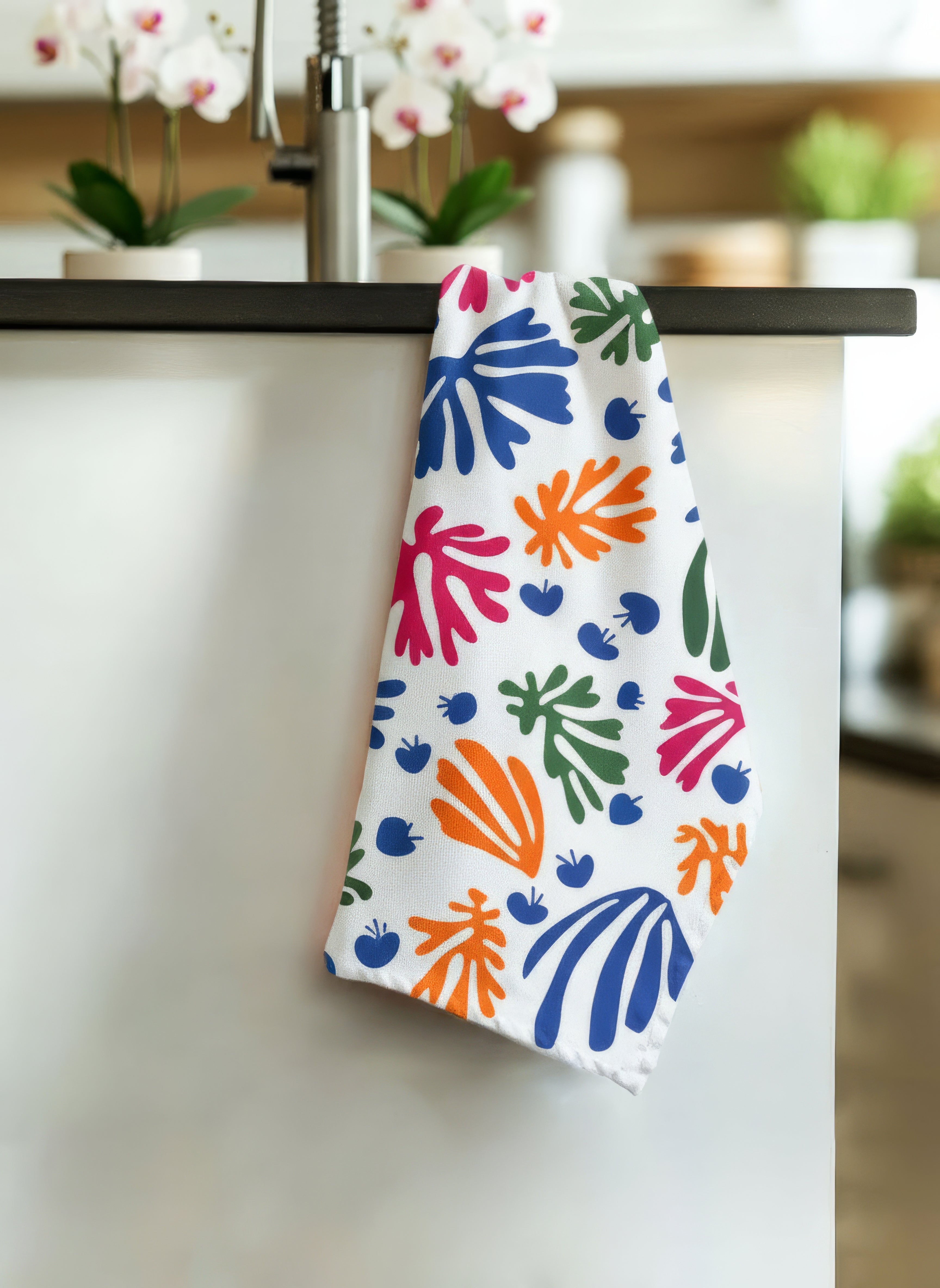 The Parakeet and the Mermaid tea towel set of 2 by Matisse – museum lifestyle display | ArtyGifts
