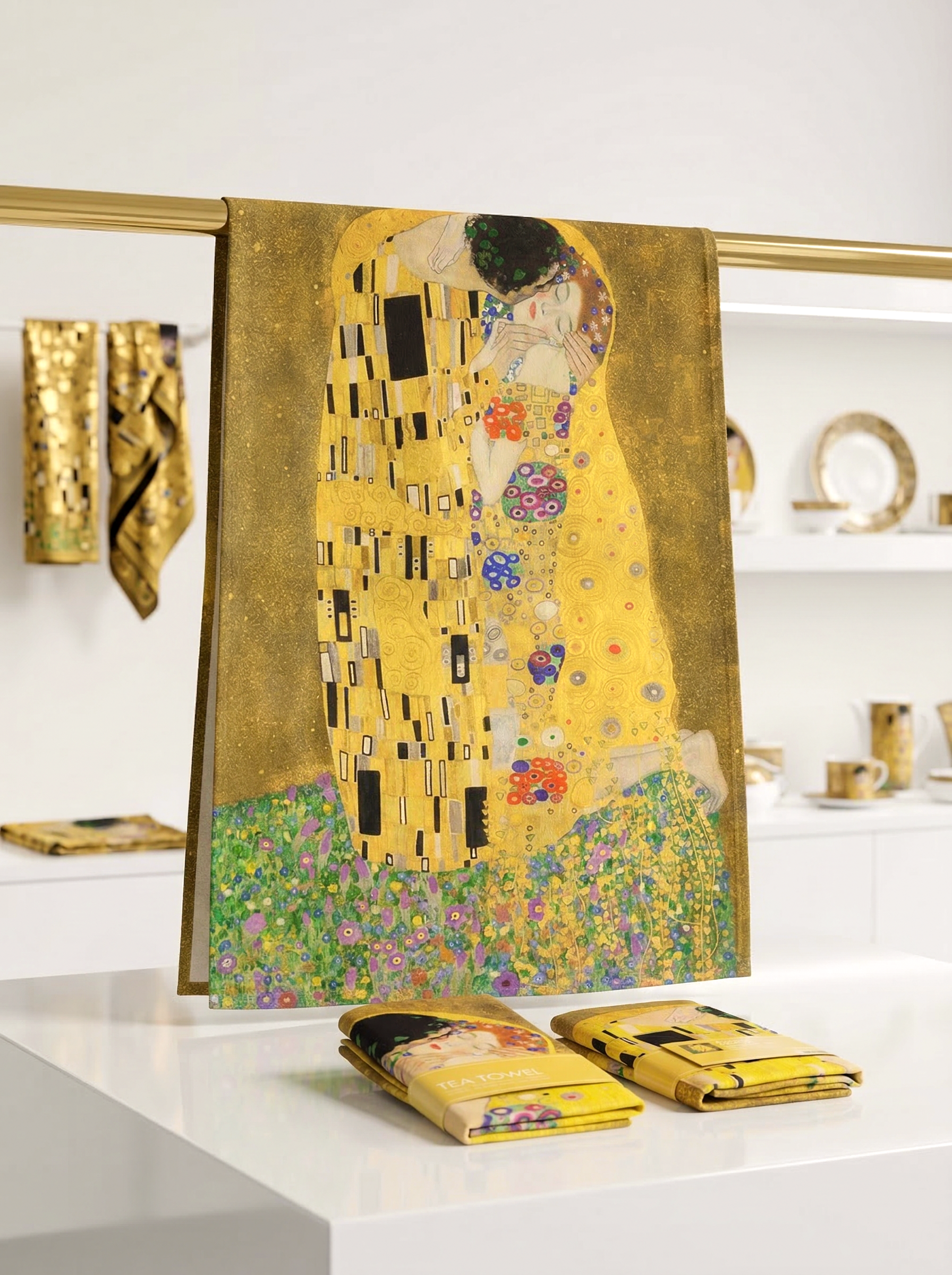 Tea Towel Set The Kiss Gustav Klimt – art kitchen gift in eco-friendly packaging | ArtyGifts
